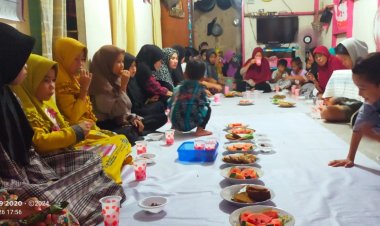 KELUARGA BESAR MEDIA PURNA POLRI SINGKAWANG GELAR BUKA PUASA BERSAMA BARENG ANAK YATIM PIATU