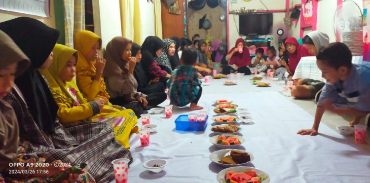 KELUARGA BESAR MEDIA PURNA POLRI SINGKAWANG GELAR BUKA PUASA BERSAMA BARENG ANAK YATIM PIATU