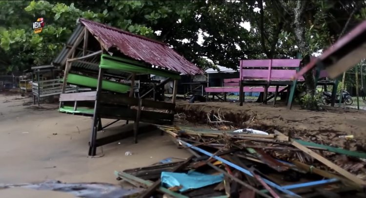 Proyek Pengaman Abrasi Pantai Pecal Warga Keluhkan Tanggul yang Belum di kerjakan