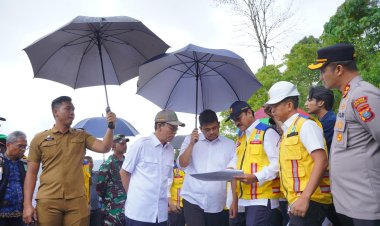 Tinjau Perbaikan Ruas Jalan Nasional Batu Jomba Bobby Nasution Minta Jalur Aman Dilalui Pemudik