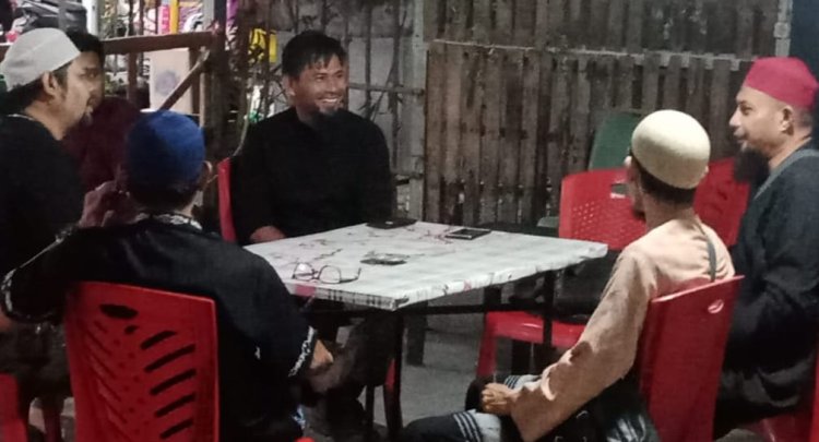 Momen Keberkahan Ramadhan: Buka Puasa Bersama Warkop Pardoko dan Lanos Gumbang Gucia Group di Makassar