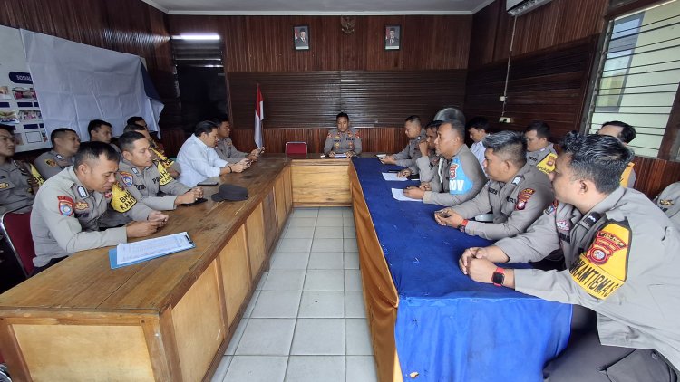 Kapolsek Nanga Pacu Semangat dan Kinerja Personelnya