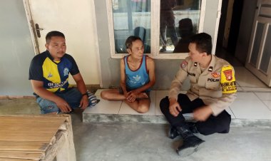 Sebagai Bentuk Kepedulian, Bhabinkamtibmas Desa Nagasari Sambangi Warga Yang Sakit Akan di Ajukan Biaya Pengobatan ke Baznas 