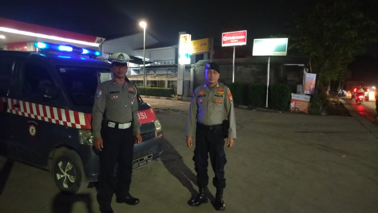 Antisipasi Ganguan Kamtibmas, Polsek Serang Baru Gelar Patroli Preventif di SPBU 