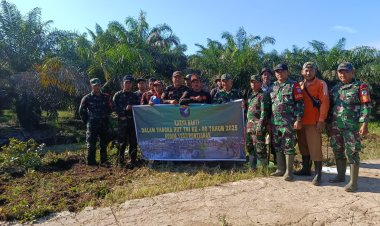 Dalam Rangka HUT ke-80, TNI Gelar Karya Bakti di Kecamatan Terentang
