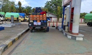 Belum Ada Laporan, Polres Sanggau Belum Bertindak, Dugaan Langsir BBM Subsidi di SPBU Sejotang Berulang